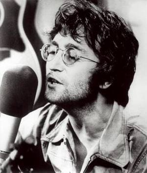 John Lennon durant l'enregistrement de Instant Karma